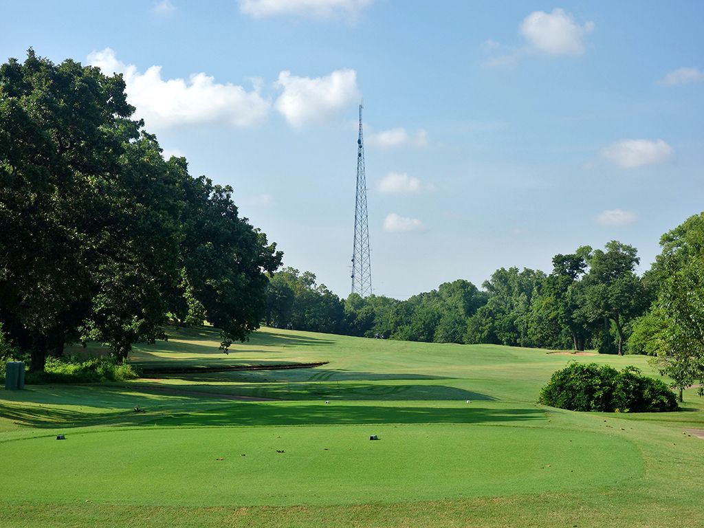 16th Hole at Lincoln Park Golf Course (West) (522 Yard Par 5)